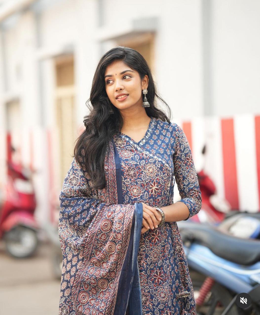 Women mirror work cotton angrakha kurta pant dupatta set festive ethnic wear online India