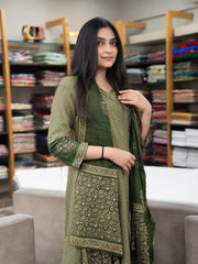 Flared anarkali kurta set for women traditional festive wear by Resshaa Jaipur ethnic wear online