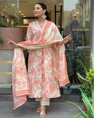 Mughal butta Anarkali neckline and embroidery detail