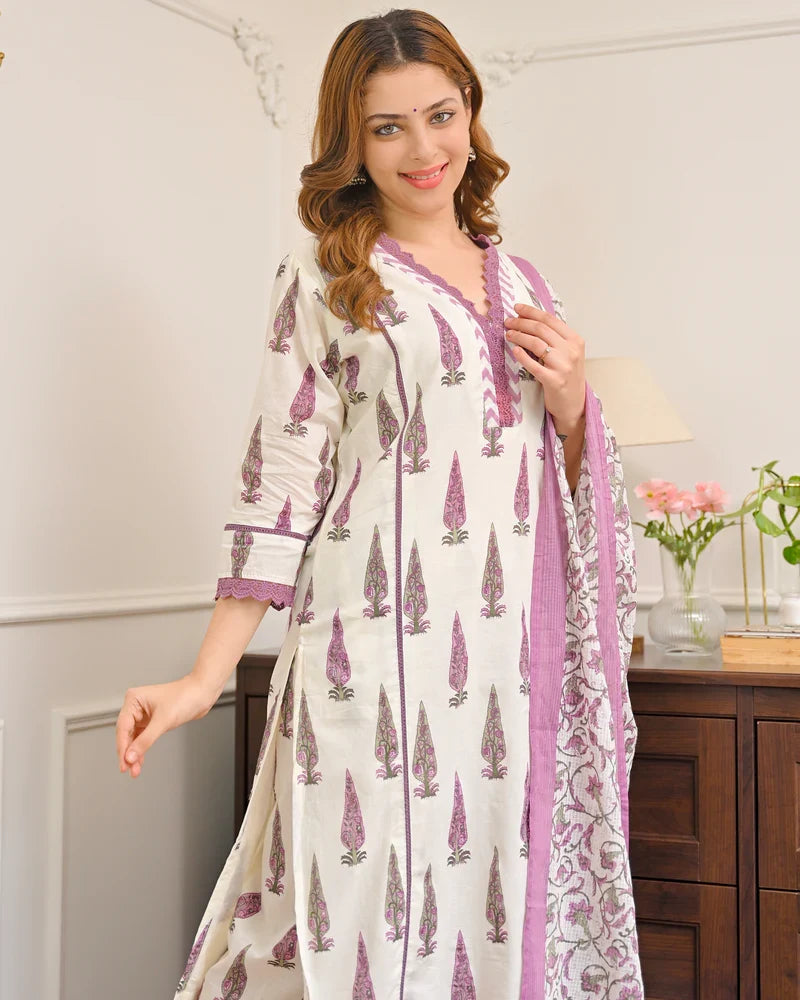 Orchid floral cotton suit dupatta drape detail
